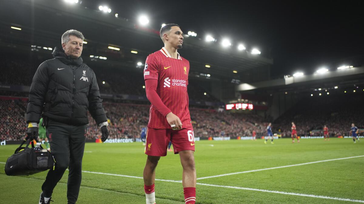 Liverpool’s Alexander-Arnold to miss League Cup final in injury blow