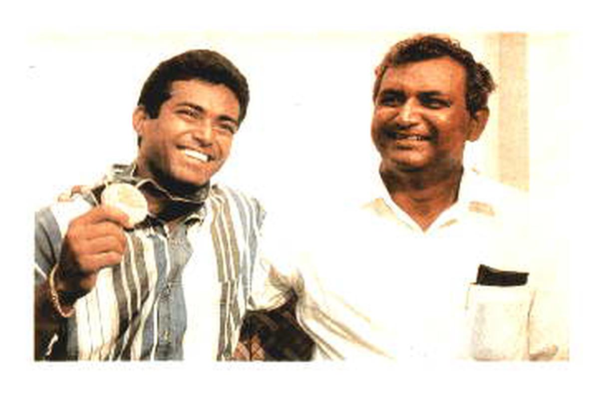  Leander with his father Dr. Vece Paes, a former Olympic medallist himself. 