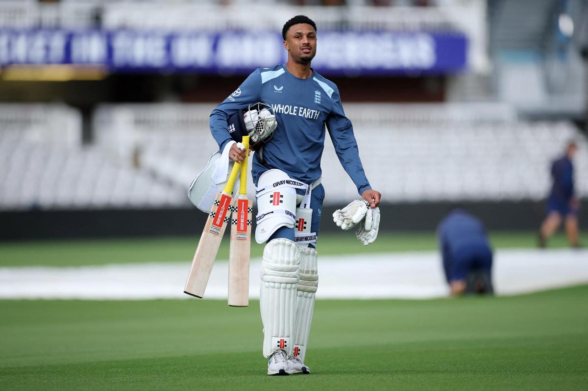 England has freshened up its team, dropping under-performing opening batter Zak Crawley and replacing him with debutant Emilio Gay.