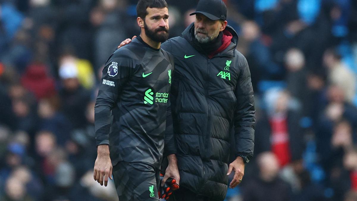 Liverpool Goalkeeper Alisson Returns To Full Training After Hamstring ...