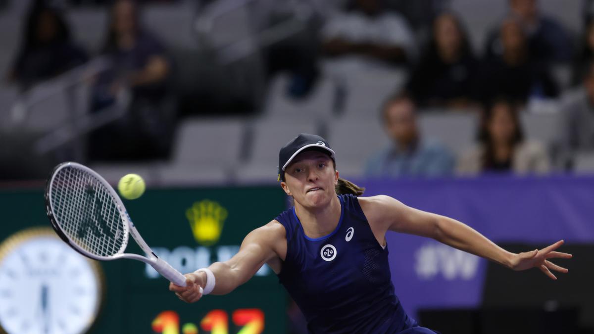 Swiatek dominates Kasatkina, Garcia beats Gauff at WTA Finals - Sportstar