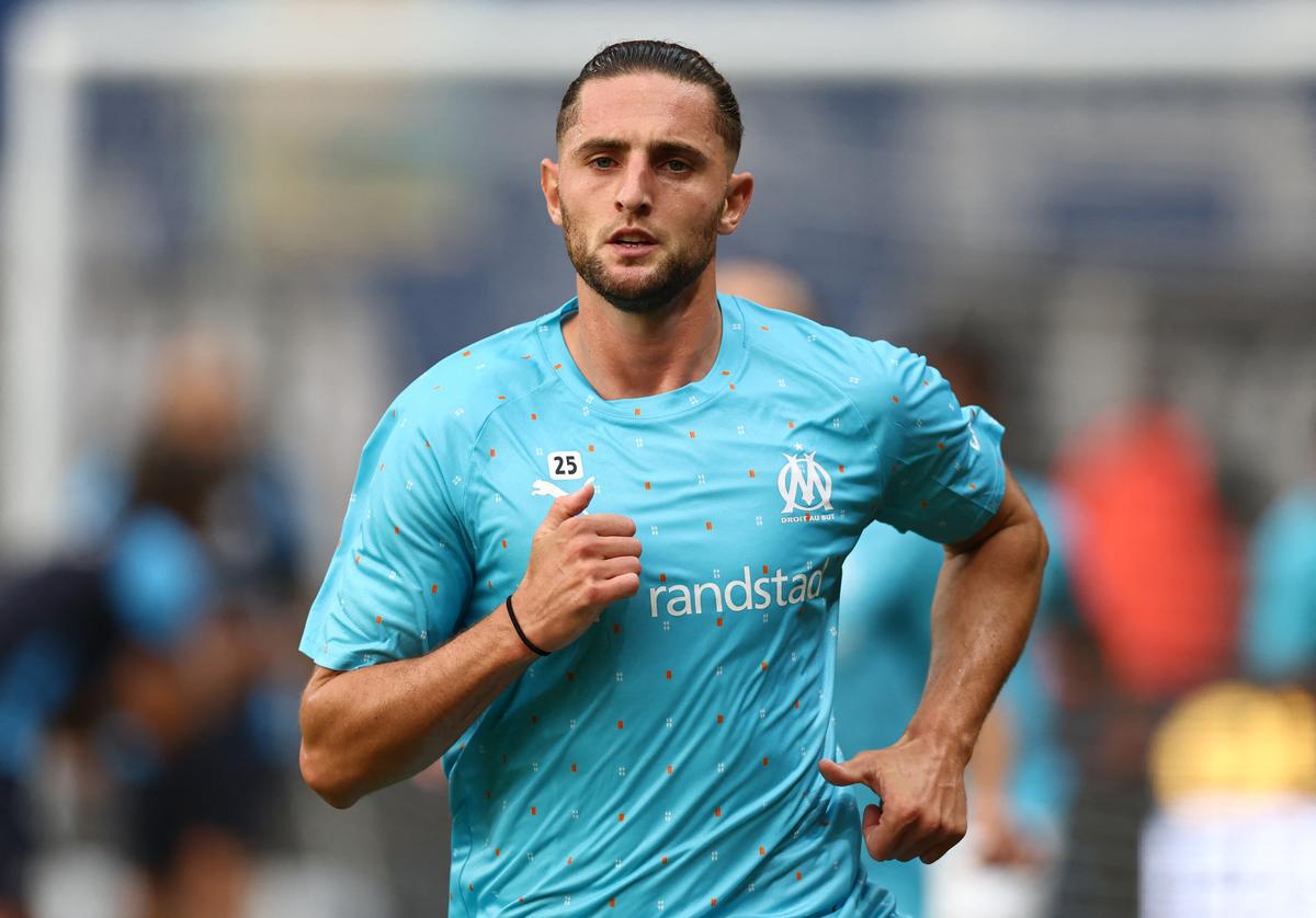 Fotografická fotografia: Rabiot údajne obvinil Roweho z nedostatku záväzku a hodili na seba urážky skôr, ako sa pred tímom uskutočnila fyzická hádka. 