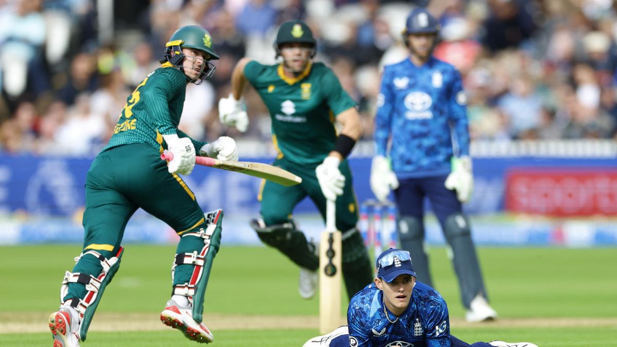 ENG vs SA Live Score, 2nd ODI: SA 330/8 (50 overs); Breetzke, Brevis, and Stubbs star as South Africa posts massive total