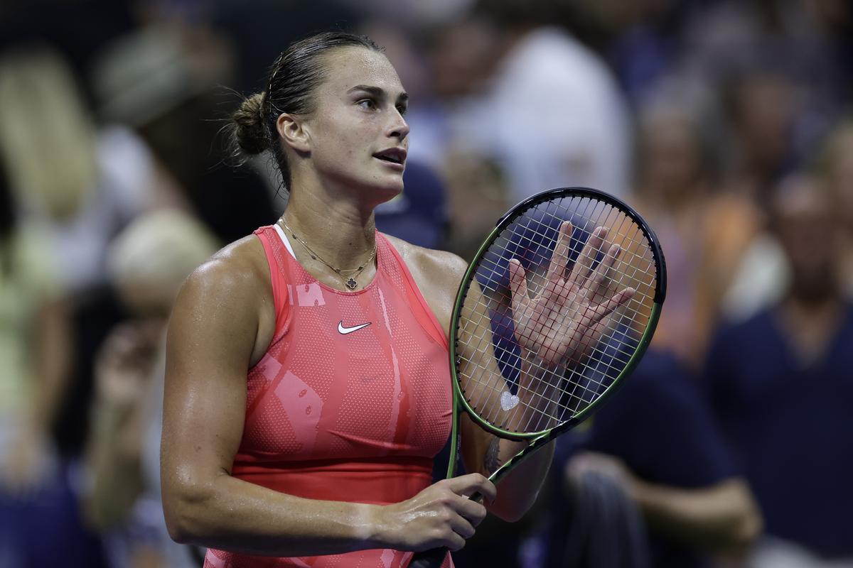 Sabalenka overwhelms Kasatkina to reach U.S