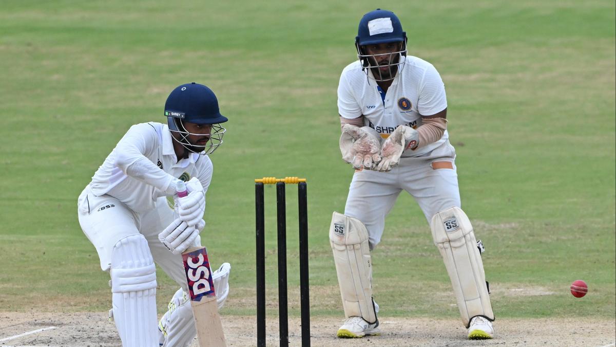 Ranji Trophy, Round 2, Day 2: Pondicherry loses early wicket after Radesh, Rayudu pile on runs for Hyderabad