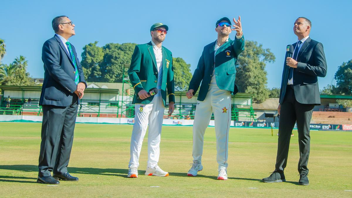 ZIM vs SA Live Score, 2nd Test Day 1: South Africa 451/4; Mulder scores double ton, Pretorius out on 78