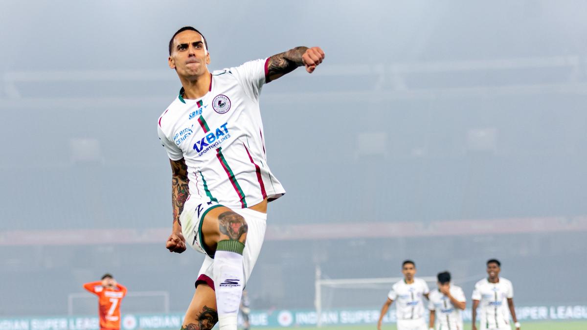 Rodriguez scores brace as Mohun Bagan comes from behind to beat 10-man Punjab FC