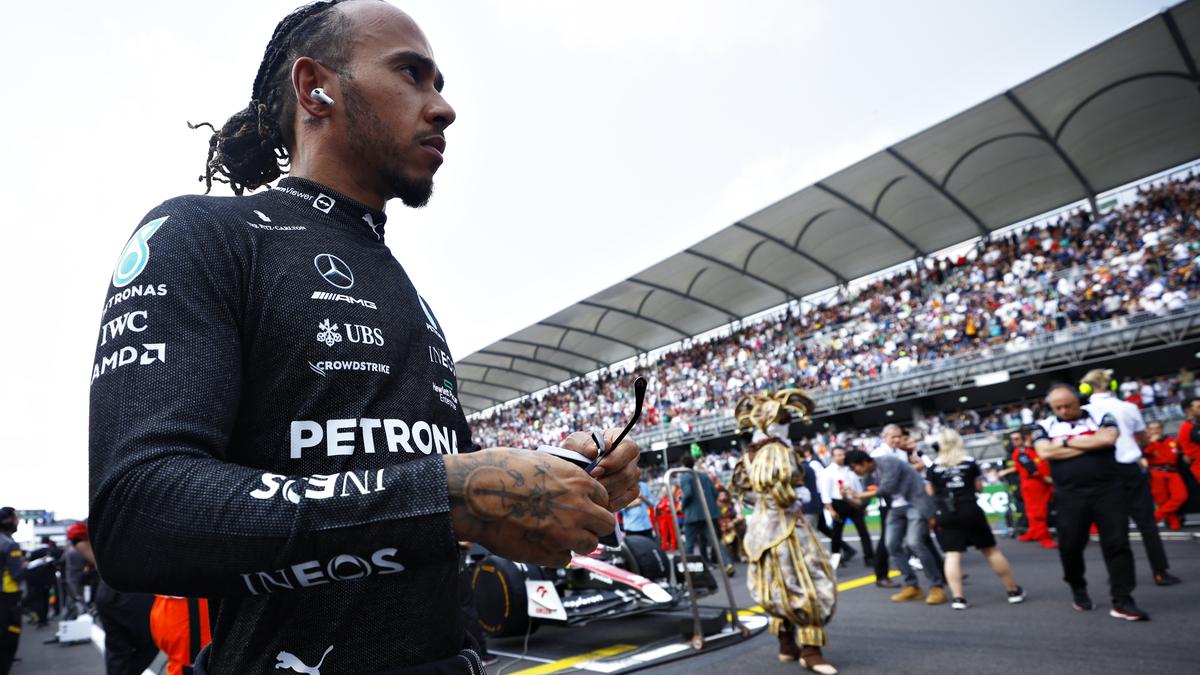 Hamilton says he was affected by booing crowd at Mexican GP