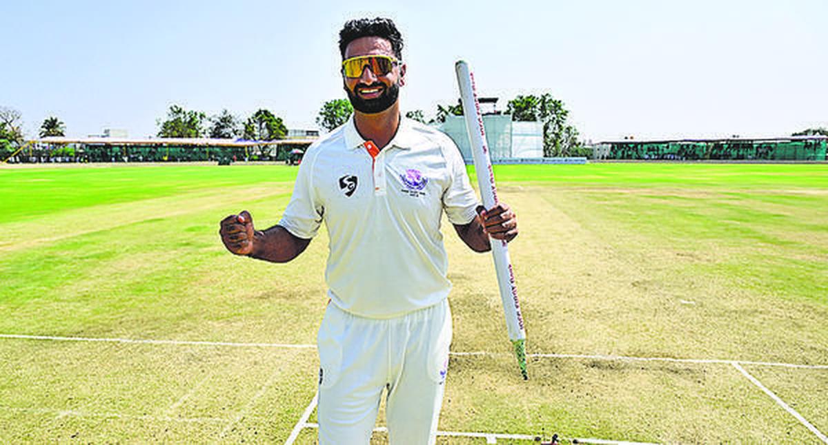 Auqib Nabi foi a estrela da corrida de Jammu e Caxemira no Troféu Ranji.