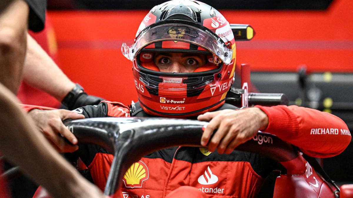 Singapore Grand Prix : Carlos Sainz leads, Charles Leclerc close second as Ferrari dominates practice session 2