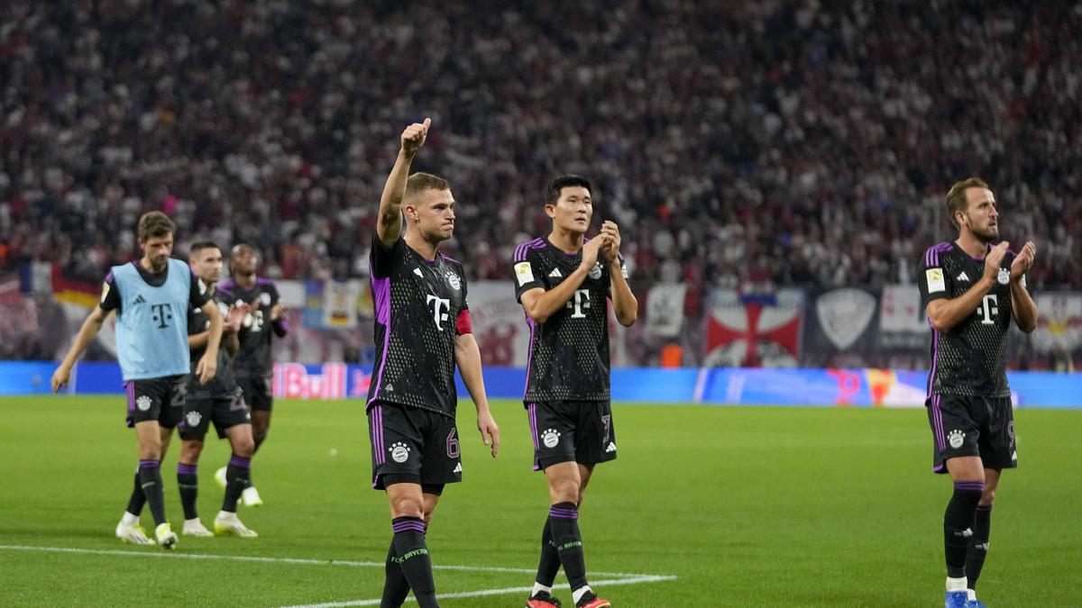 Bayern Munich rides its luck to draw at Leipzig 2-2 in Bundesliga; Bayer Leverkusen moves top