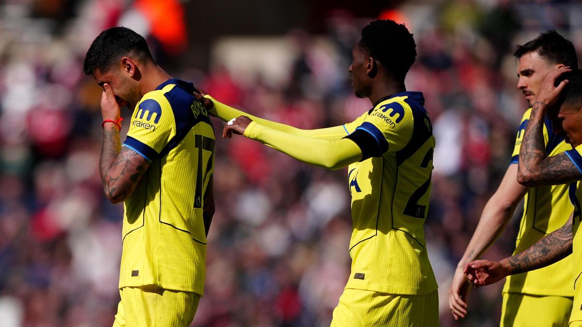 Une inquiétude pour l’Argentine avant la Coupe du Monde de la FIFA puisque Romero s’est blessé contre Sunderland de Tottenham.