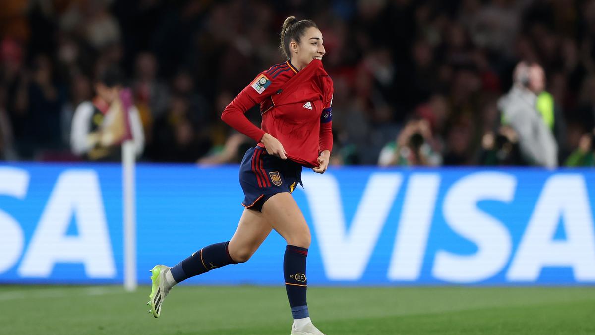 Spain's Olga Carmona shows message on shirt during World Cup win