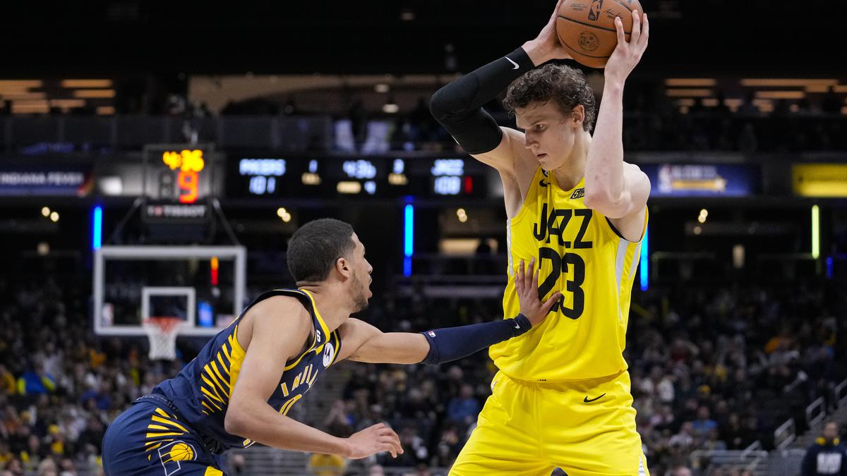 NBA: Jazz holds on for win over slumping Pacers