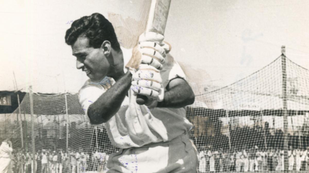 Former Pakistan captain Saeed Ahmed passes away