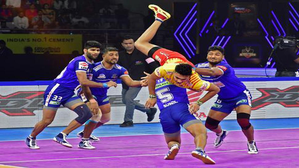 Pro Kabaddi: Delhi thrashes Pune, Haryana edges past Gujarat