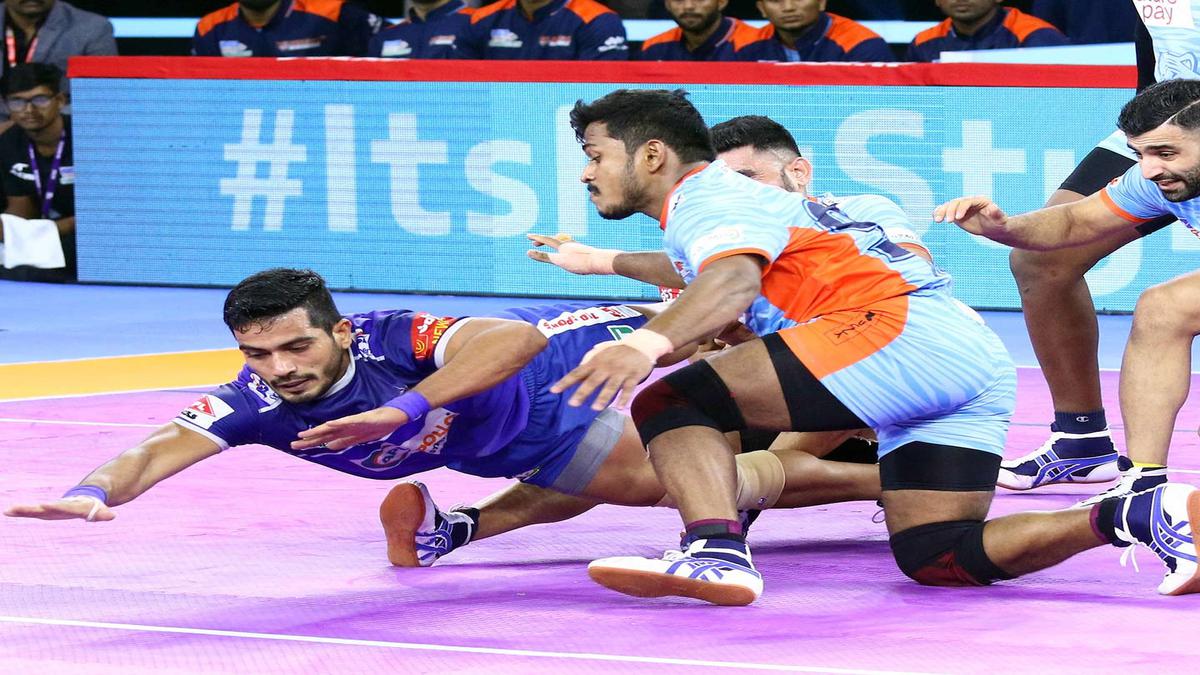 PKL 2019: Vikash Kandola, Vinay shine in Haryana Steelers' win over Bengal Warriors; Shrikant Jadhav's Super-10 for UP Yoddha floors Puneri Paltan