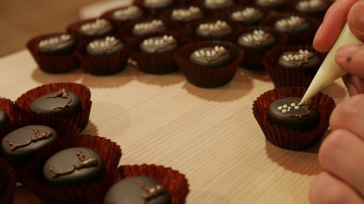 Dark chocolate, a good addition for athletes Sportstar