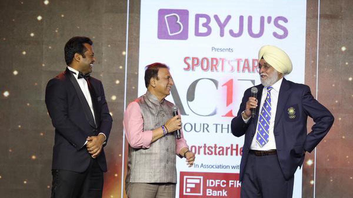 Sunil Gavaskar: Sportstar Aces 2022 was a starry affair