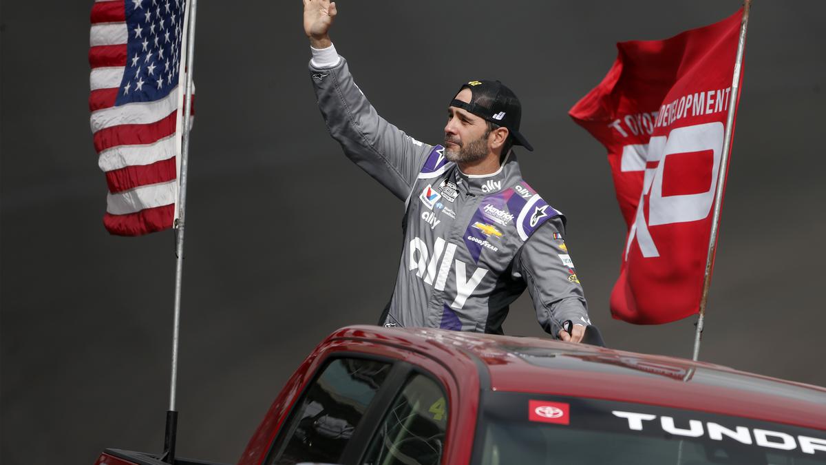 Jimmie Johnson crosses finish line of NASCAR career with full heart - Racing News - Sportstar