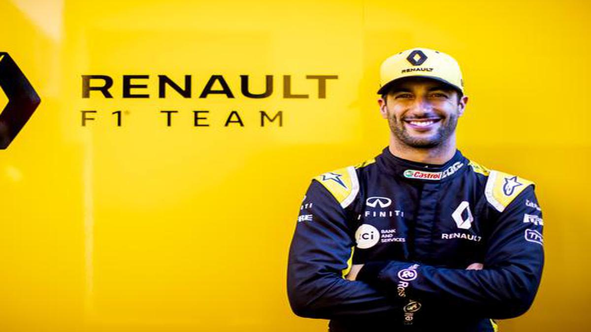 Renault to stay in Formula One despite job cuts