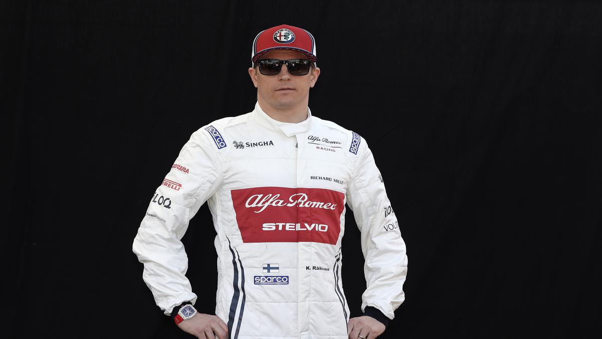 Kimi Raikkonen hits pause on retirement to race NASCAR