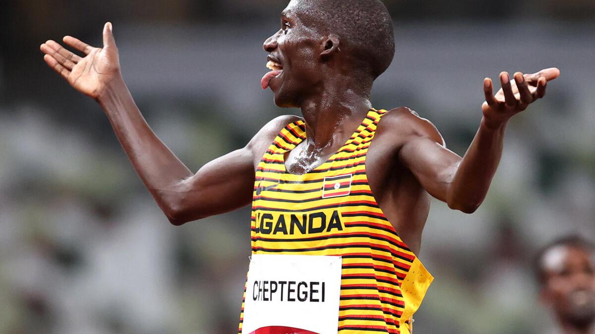 Tokyo Olympics Athletics Joshua Cheptegei wins gold in 5000m race