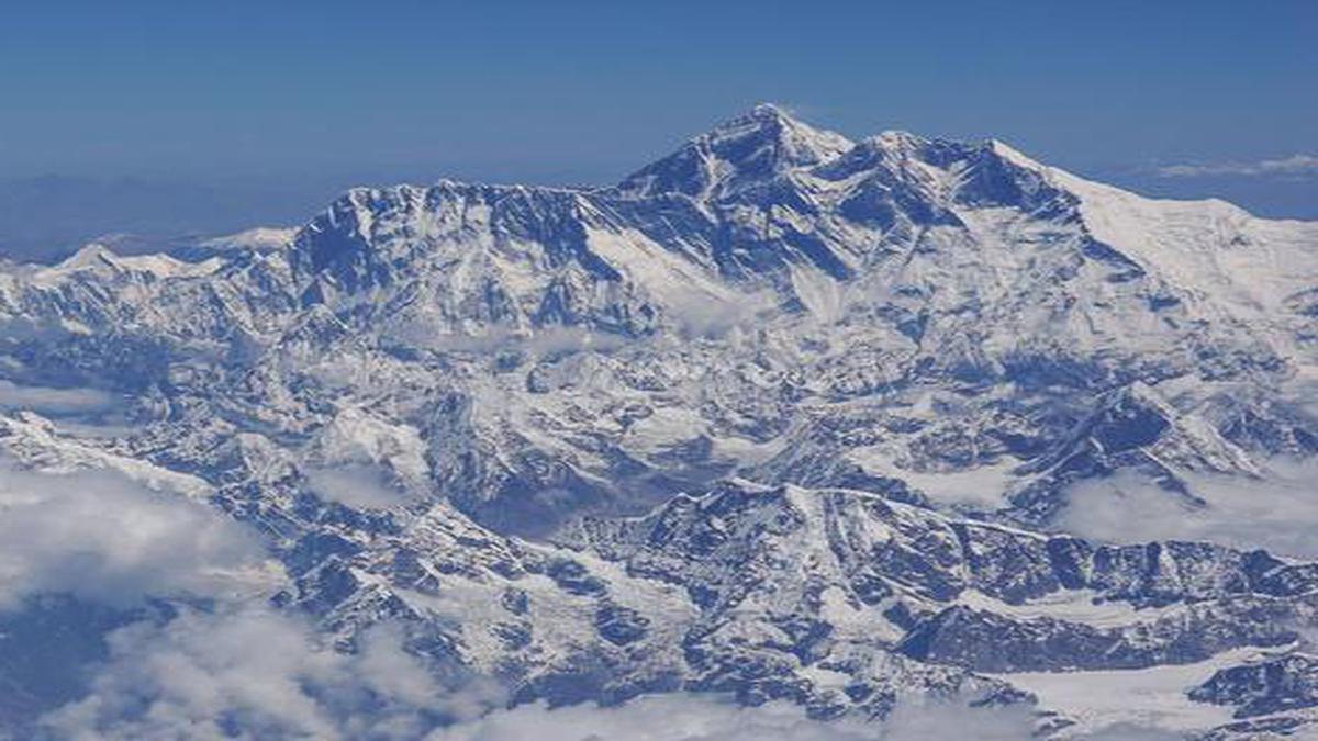 Three more deaths on overcrowded Mount Everest