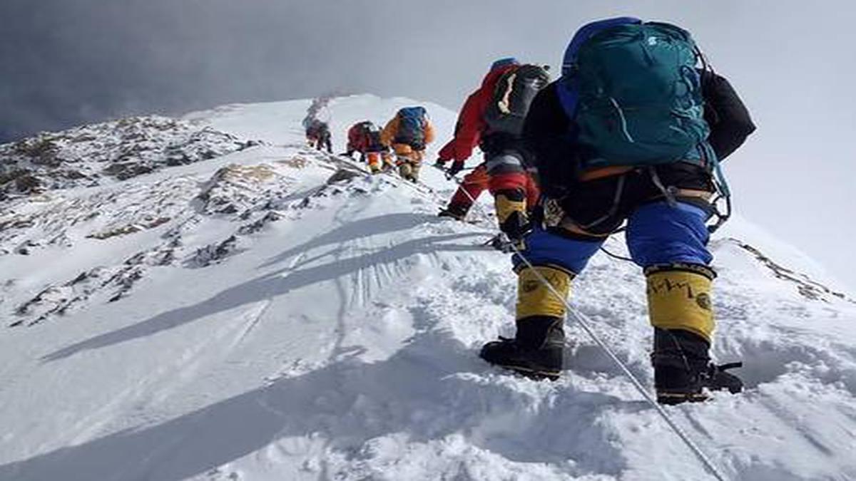 Deaths of British, Irish climbers add to Everest toll