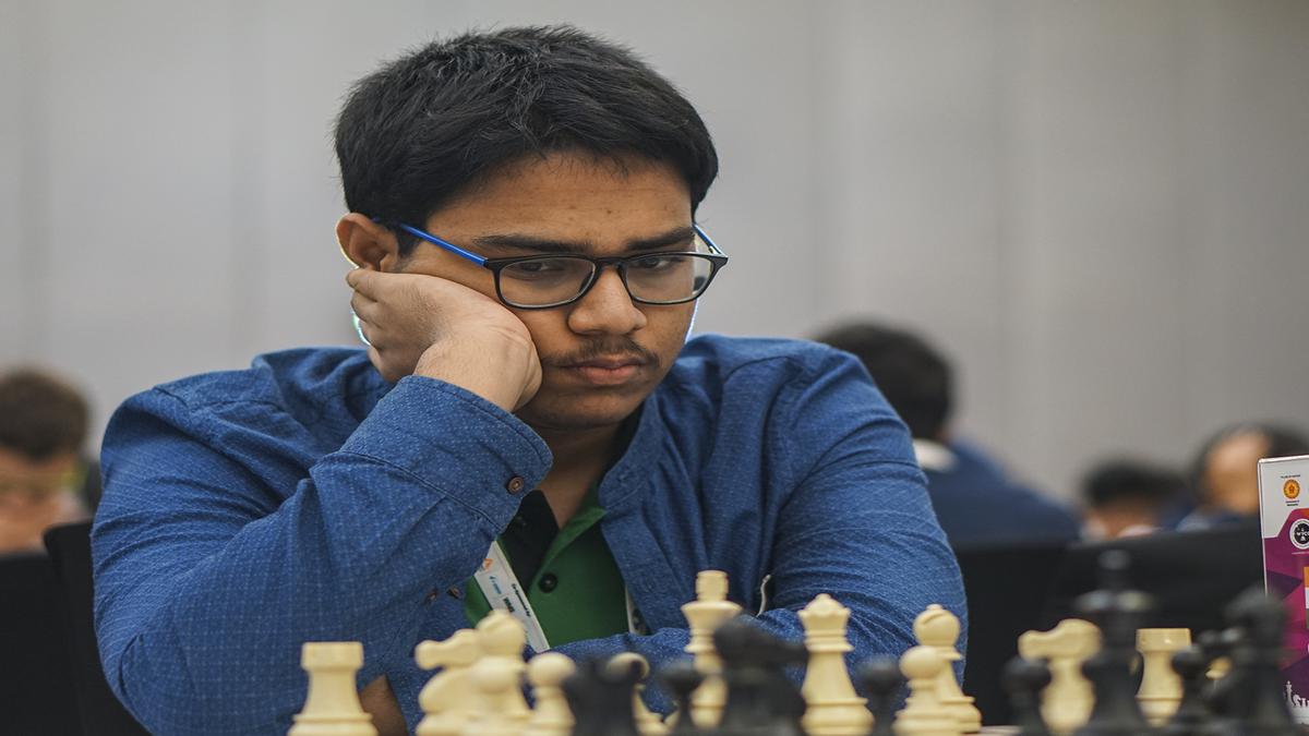 World Junior Chess: Mrudul, Aronyak cause upsets; Vaishali held