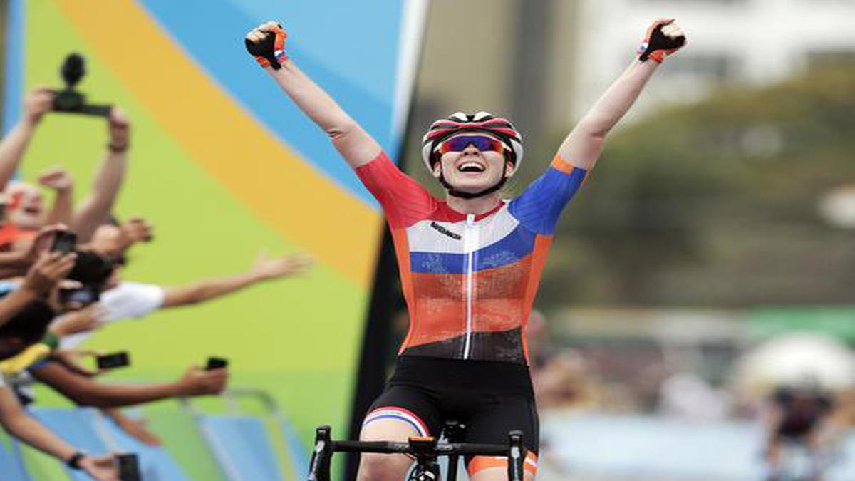 Giro d'Italia bicycle race: Anna van der Breggen wins fourth title ahead of Tokyo Olympics