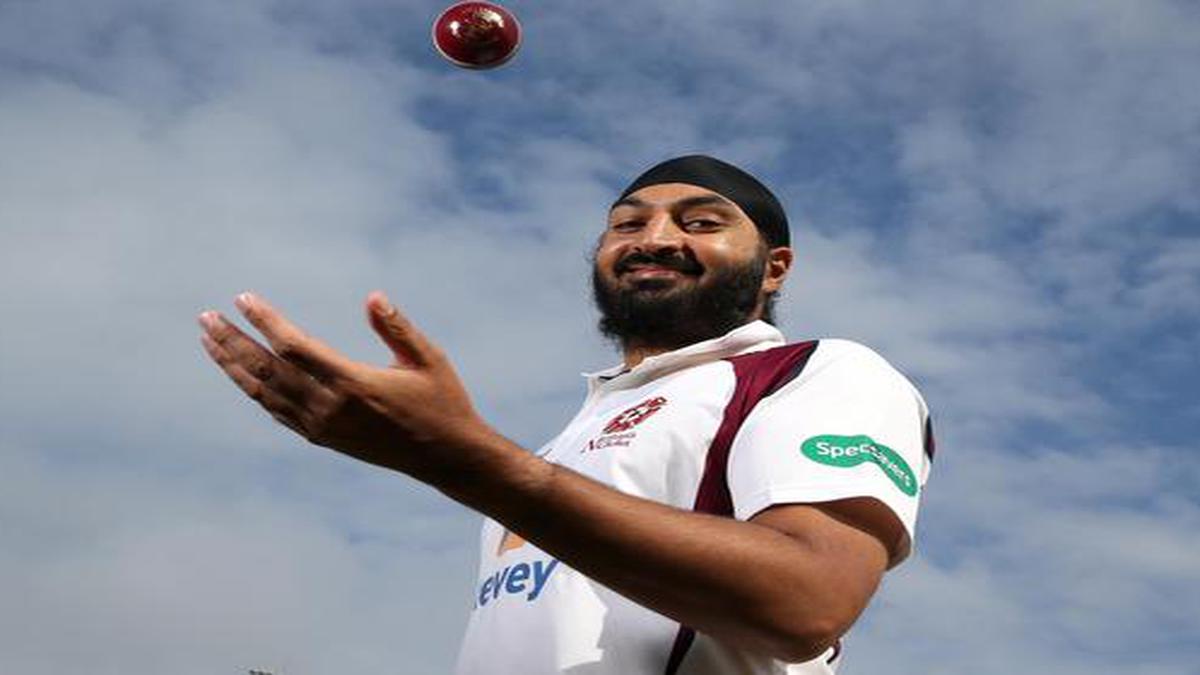 England spinner Monty Panesar eyes return to cricket