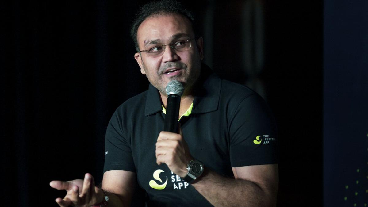 Sehwag takes a dig at ICC's four-day Test idea