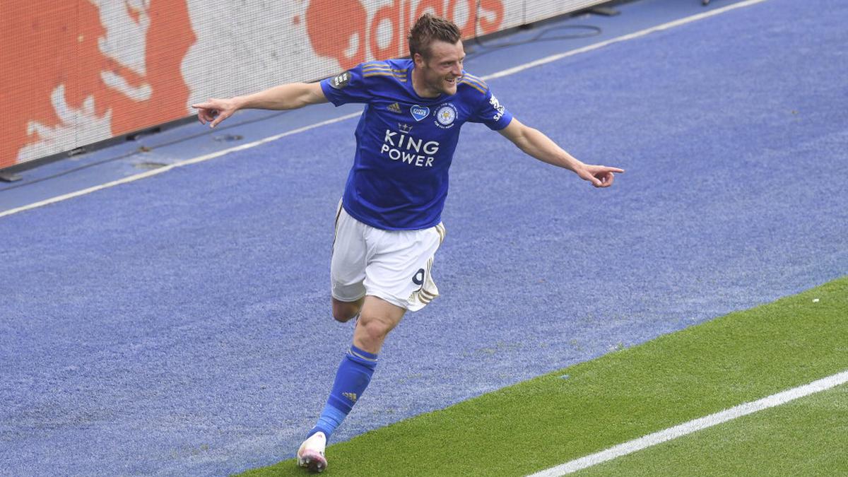 Jamie Vardy passes 100 career goals in EPL