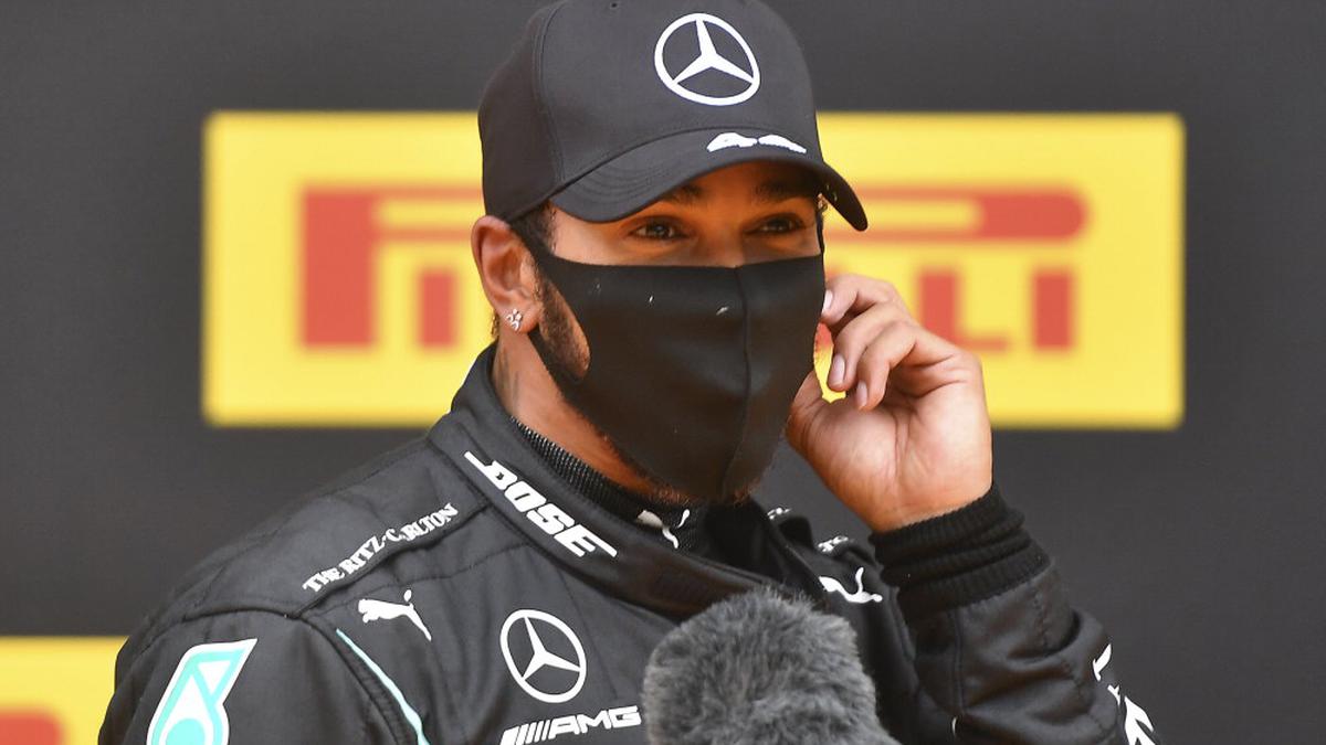 Lewis Hamilton puts Mercedes on pole for Styrian Grand Prix