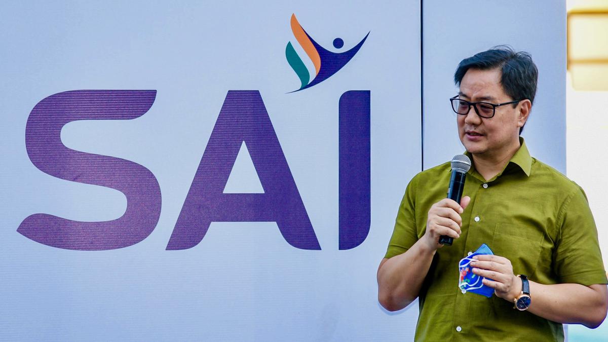 Sports Minister Kiren Rijiju unveils new logo for SAI