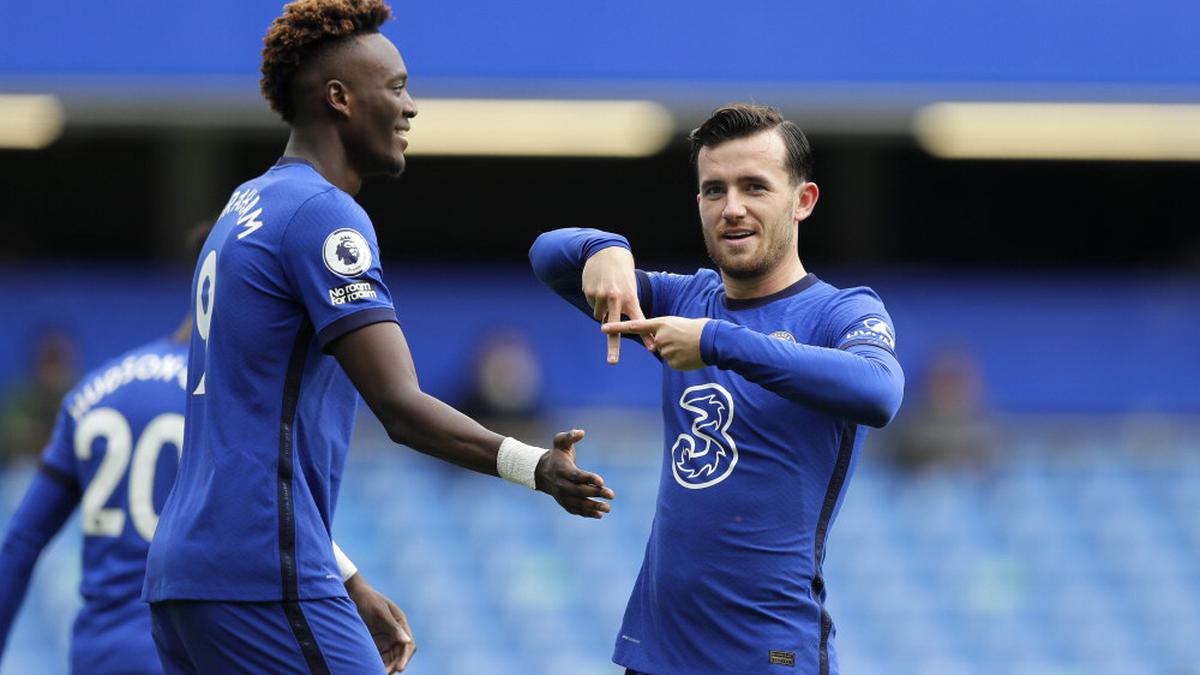 Chilwell shines as Chelsea hammers Palace 4-0