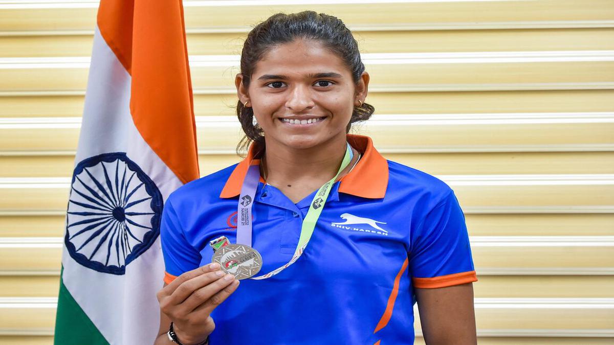 Silver medalist Shaili's mother sent her to train despite people advising her otherwise