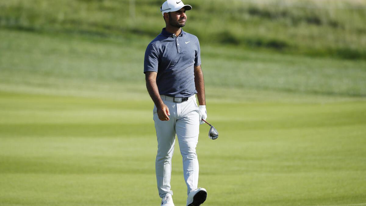 Shubhankar Sharma fires 66 to grab top-10 finish at BMW PGA event