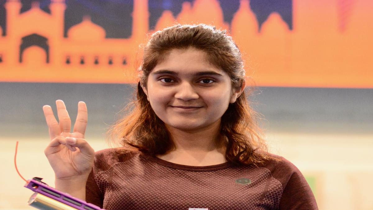 Prodigy shooter Esha Singh back on golden path