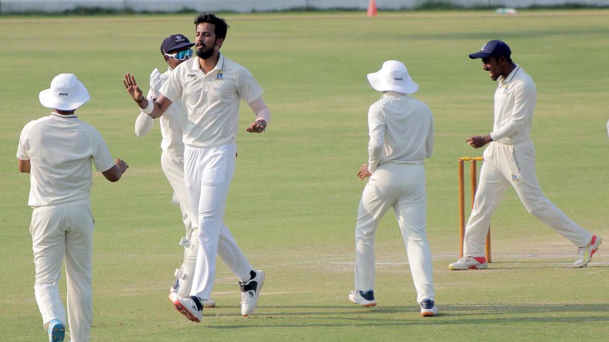 Ranji Trophy: Bengal thrashes Chandigarh to advance to knockouts