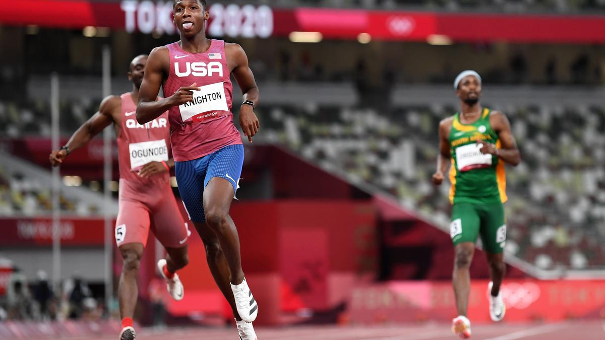 Erriyon Knighton becomes fourth fastest man over 200m