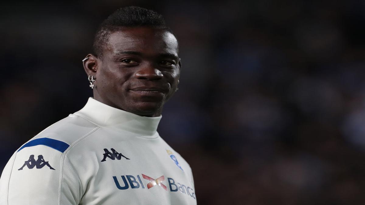 Balotelli racism 'least of concerns,' says Italian politician