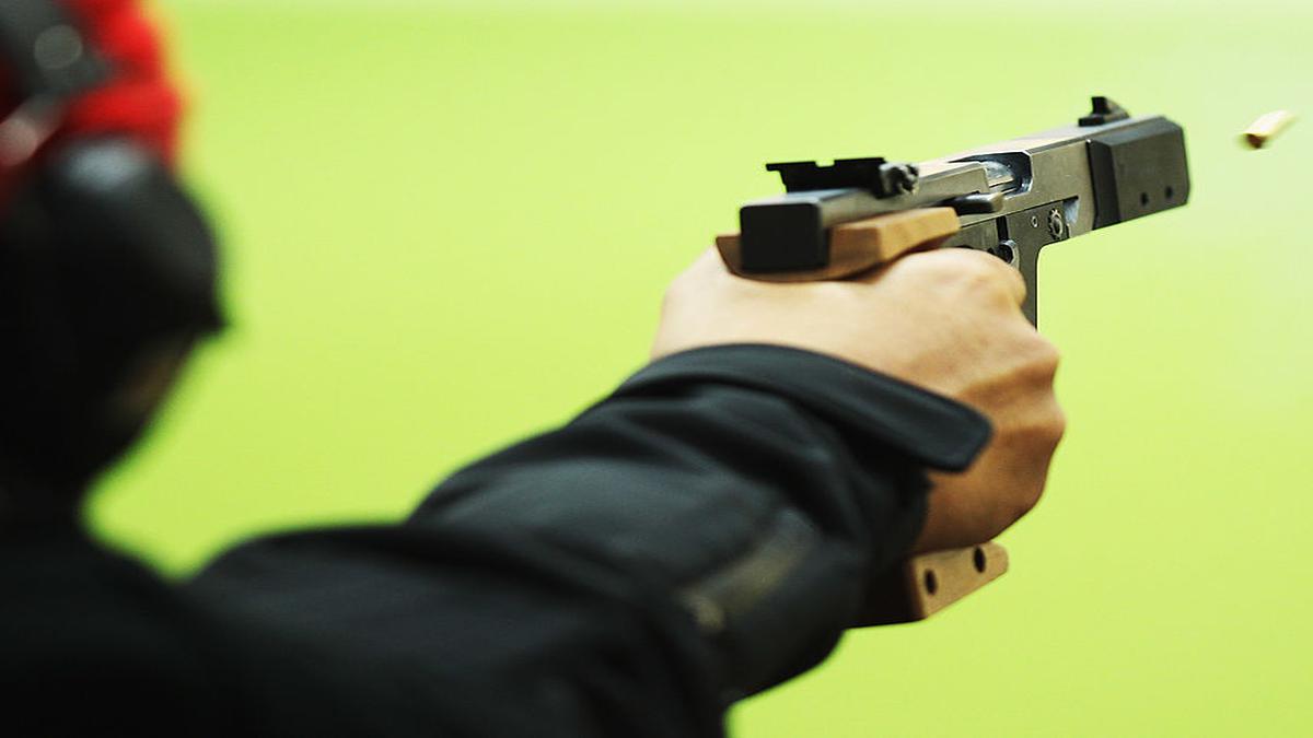 Top pistol shooters Vijay, Jitu back in national squad