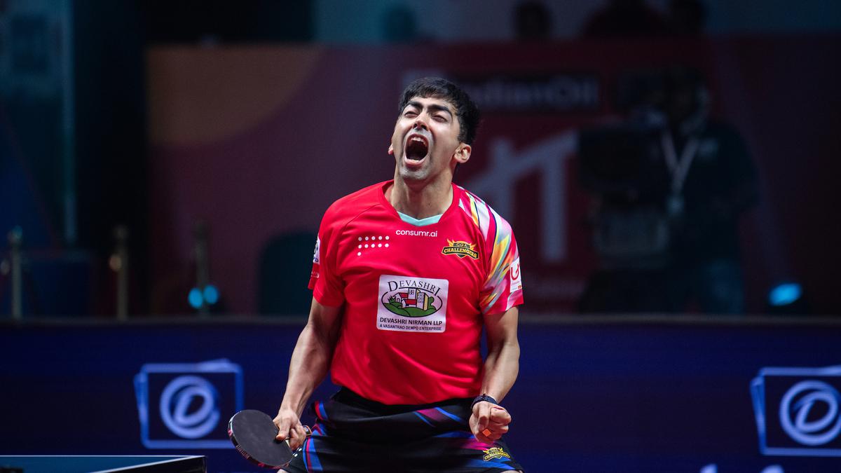 Harmeet Desai was at his dashing best as Goa Challengers opened its Ultimate Table Tennis season four campaign by crushing Dabang Delhi TTC 10-5 on Saturday.