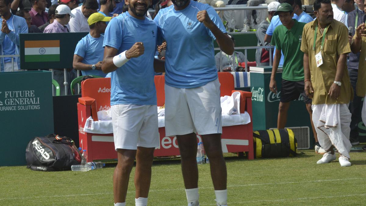 Davis Cup: Andreas Seppi leads Italy into finals