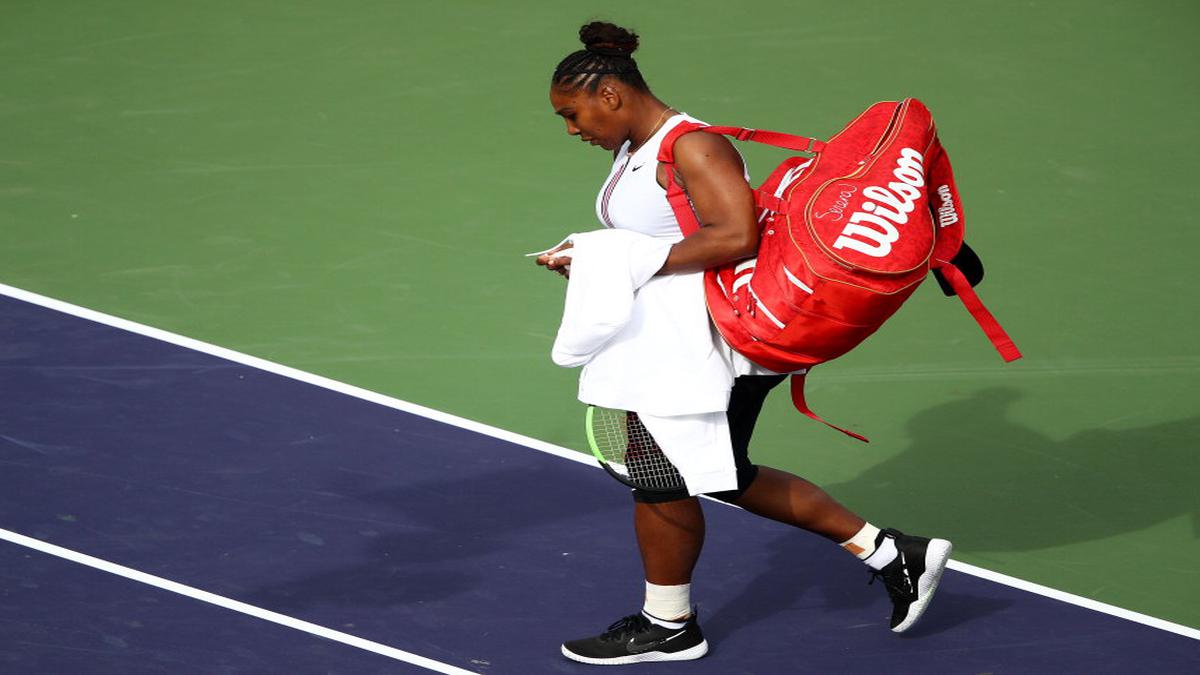 Indian Wells: Serena Williams retires midway into Muguruza clash; No. 2 Simona Halep advances