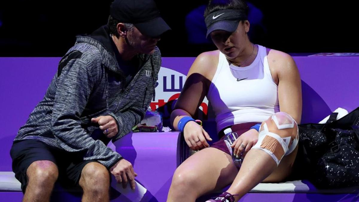 Bianca Andreescu withdraws from WTA Finals due to knee injury