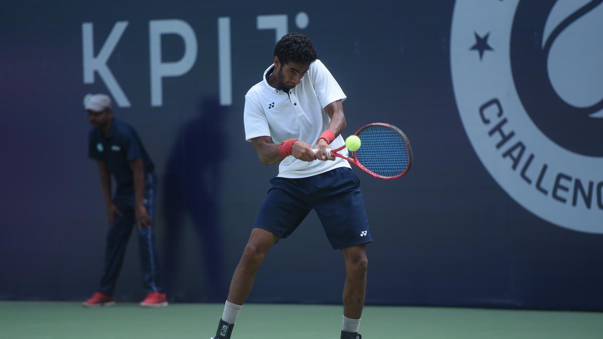 Pune Challenger: Sidharth Rawat beats local lad Arjun Kadhe