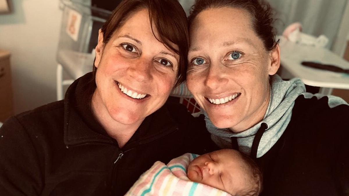 New mum Samantha Stosur to skip rest of 2020 but vows to return